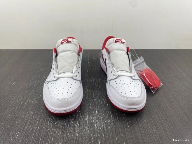 Varsity 1 White Red Jordan 705329-101 Retro Low 0724